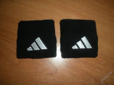 Лот: 969969. Фото: 1. Напульсники adidas фирменные. Другое (обмундирование и экипировка)