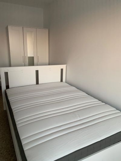 Лот: 17561472. Фото: 1. Кровать икея Ikea 140*200 новая. Кровати