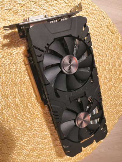 Лот: 16739759. Фото: 1. Rx580 Afox неисправно. Видеокарты