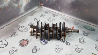Лот: 23585645. Фото: 1. Коленвал Subaru Impreza EL154... Двигатель и элементы двигателя