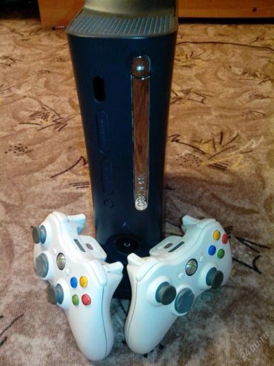 Лот: 3924902. Фото: 1. x-box 360+игры+геймпады!-обмен... Игровые приставки, консоли
