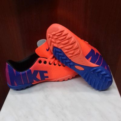 Лот: 16092812. Фото: 1. Размер 39 Грунтовки Nike Новые... Кеды, кроссовки, слипоны