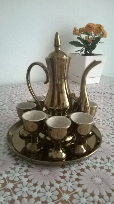 Лот: 7026989. Фото: 1. Кувшин на подносе (+8 рюмочек... Кувшины, графины