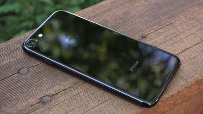 Лот: 9708767. Фото: 1. iphone 7 jet black 128gb РСТ 2... Смартфоны
