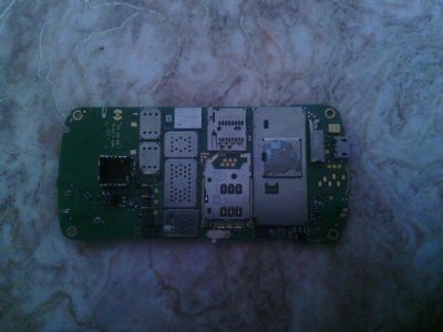 Лот: 4147435. Фото: 1. Продам плату Nokia C6-01. Микросхемы и платы