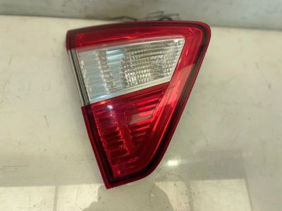 Лот: 22460495. Фото: 1. фонарь в крышку багажника Nissan... Двигатель и элементы двигателя