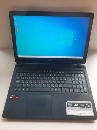 Лот: 20846004. Фото: 1. Acer Aspire ES1-523 (AMD A4-7210... Ноутбуки