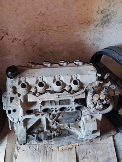 Лот: 25704289. Фото: 1. Двигатель Honda Insight 2009-2011... Двигатель и элементы двигателя