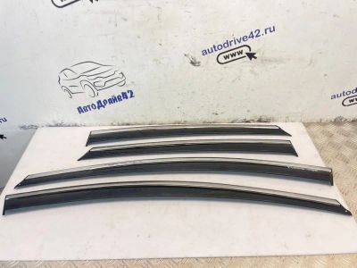 Лот: 25305396. Фото: 1. ветровики Ford Focus CB8. Двигатель и элементы двигателя