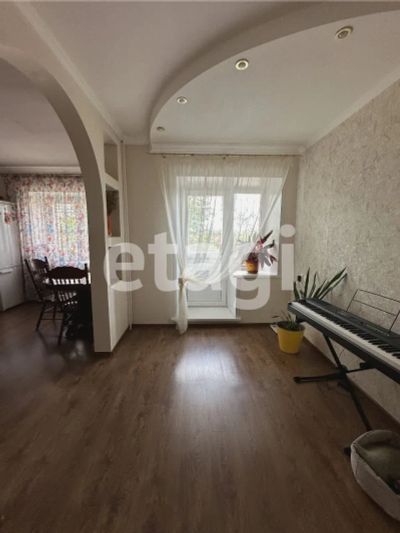 Лот: 25290335. Фото: 1. 3-комн. квартира , Красноярск... Квартиры, студии