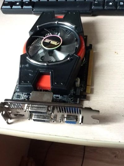 Лот: 5187105. Фото: 1. Asus GeForce 640. Видеокарты