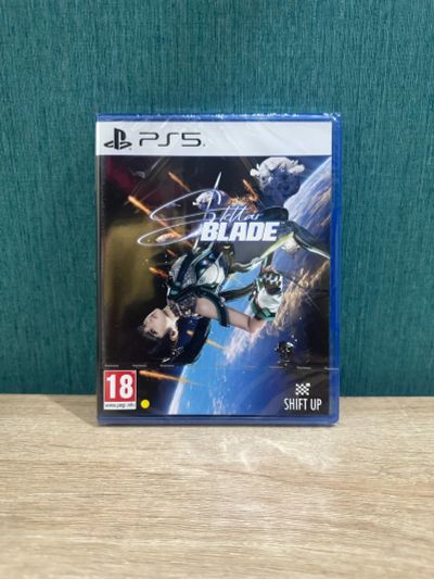 Лот: 22984037. Фото: 1. Игра Stellar Blade PS5. Диск новый. Игры для консолей