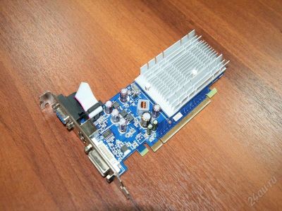 Лот: 758820. Фото: 1. видеокарта pci-e geforce 8400gs2... Видеокарты