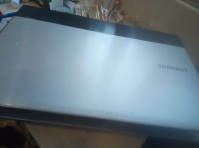Лот: 21450045. Фото: 1. Ноутбук Samsung np300e7a. Ноутбуки