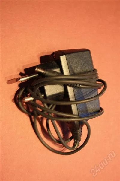 Лот: 925710. Фото: 1. Зарядное NOKIA (толстый кончик... Зарядные устройства, блоки питания, адаптеры сетевые для смартфонов