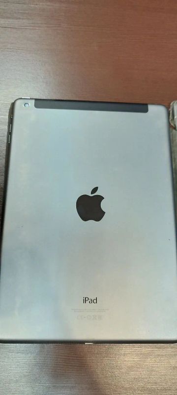 Лот: 19852393. Фото: 1. Apple iPad Air Space Grey Wi-Fi... Планшеты