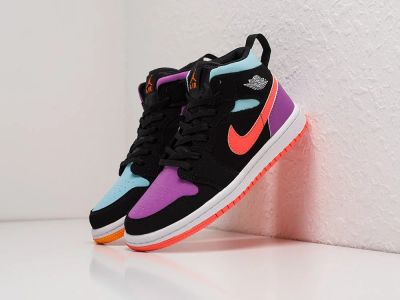 Лот: 18973592. Фото: 1. Кроссовки Nike Air Jordan 1 (27087... Кеды, кроссовки