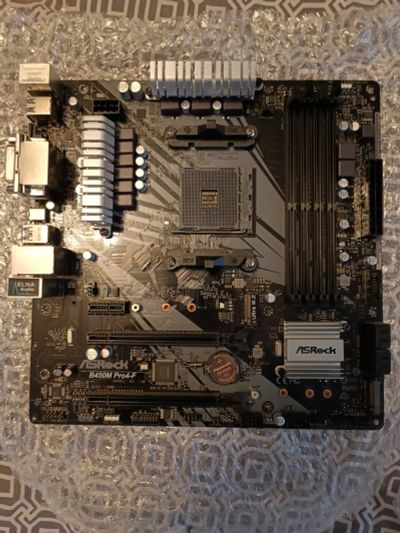 Лот: 19972848. Фото: 1. Материнская плата Asrock B450m... Материнские платы