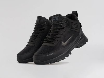 Лот: 25704972. Фото: 1. Зимние кроссовки Nike Rivah. Кеды, кроссовки, слипоны