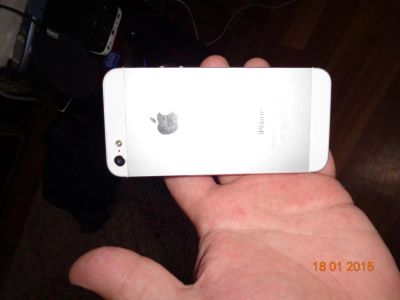 Лот: 6840912. Фото: 1. iphone 5 16GB WHITE. Смартфоны