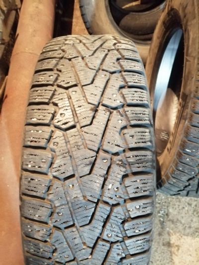 Лот: 15156727. Фото: 1. Зимняя резина pirelli 225-65 r17. Шины