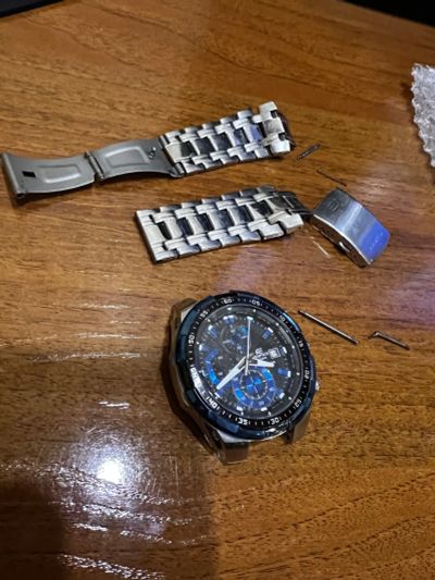 Лот: 19493452. Фото: 1. Часы casio разбитые. Оригинальные наручные часы