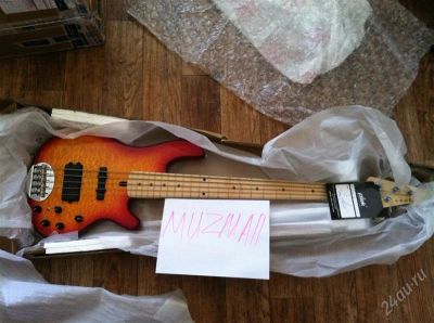 Лот: 1550495. Фото: 1. Бас гитара Lakland 55-02 Deluxe. Гитары