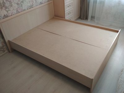 Лот: 15612062. Фото: 1. Продам кровать с комодом. Кровати