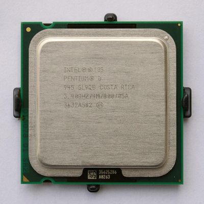 Лот: 6671615. Фото: 1. Процессор Intel Pentium D 945. Процессоры