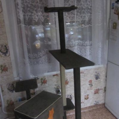 Лот: 12492821. Фото: 1. Когтеточка, игровой комплекс... Домики, переноски, клетки, когтеточки