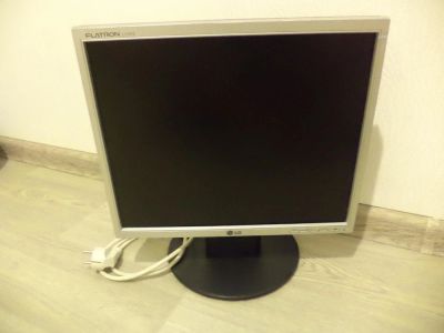 Лот: 11389804. Фото: 1. Монитор LG flatron 1751S. ЖК-мониторы