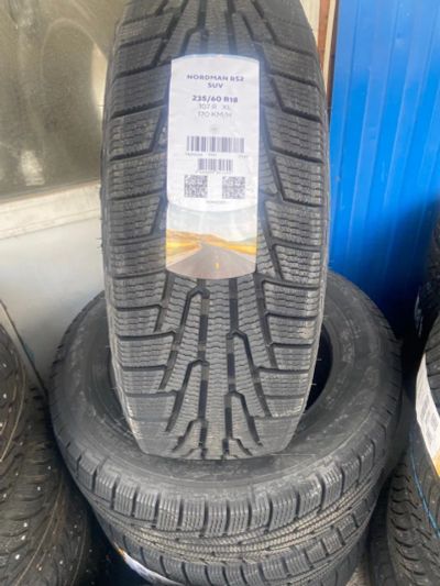 Лот: 20983603. Фото: 1. Зимняя резина 235/60 R-18 " Nokian... Шины