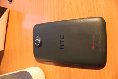 Лот: 4541577. Фото: 1. HTC One X (2 штуки), всё рабочее... Смартфоны