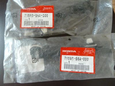 Лот: 5532063. Фото: 1. Клипса (крепление) заднего бампера... Кузов