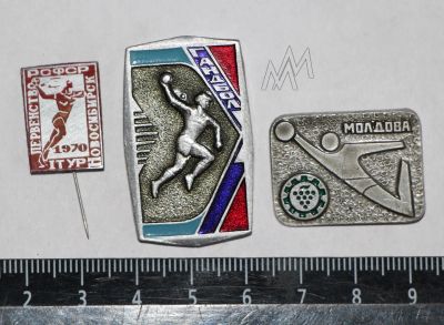 Лот: 9075730. Фото: 1. 3 знака: Гандбол. Ручной мяч... Сувенирные