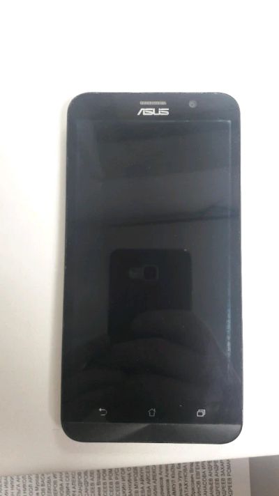 Лот: 11152821. Фото: 1. Сотовый телефон Asus ZE551ML... Кнопочные мобильные телефоны