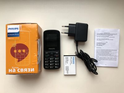 Лот: 23966757. Фото: 1. Сотовый телефон Philips Xenium... Кнопочные мобильные телефоны