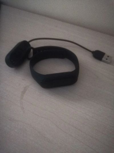 Лот: 16954936. Фото: 1. Mi band 4. Смарт-часы, фитнес-браслеты, аксессуары