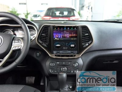 Лот: 21167135. Фото: 1. Штатная магнитола для Jeep Grand... Автомагнитолы
