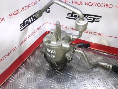 Лот: 16652384. Фото: 1. Компрессор кондиционера Mitsubishi... Двигатель и элементы двигателя
