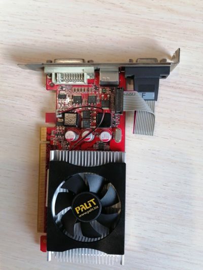 Лот: 15425764. Фото: 1. Видеокарта GT220 1024м sDDR3 128B. Видеокарты