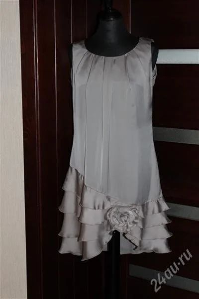 Лот: 2496593. Фото: 1. Платье Fellibela бежевое. Платья