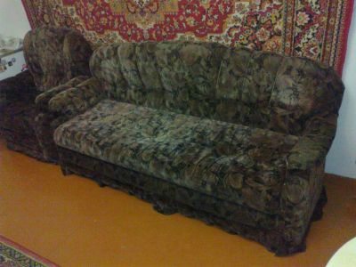 Лот: 4712036. Фото: 1. Диван с креслом. Диваны