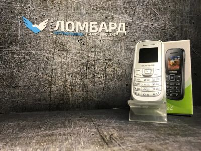Лот: 16246170. Фото: 1. телефон Samsung E1200M(ж112). Кнопочные мобильные телефоны