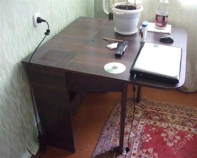 Лот: 1044079. Фото: 1. Компьютерный стол книжка. Другое (мебель)