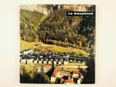 Лот: 23277924. Фото: 1. Le Dauphine (Дофине). Лачат Р... Другое (литература, книги)