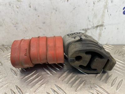 Лот: 24965196. Фото: 1. подушка глушителя Ford Focus CB4. Двигатель и элементы двигателя
