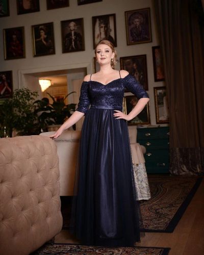 Лот: 10796375. Фото: 1. Вечерние платья, размеры от 42... Платья