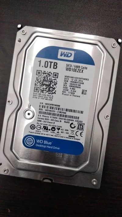 Лот: 13382207. Фото: 1. Western Digital WD WD10EZEX 1000... Жёсткие диски (HDD)