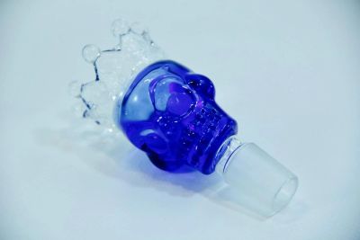 Лот: 9765595. Фото: 1. Стеклянная чаша для бонга "Skull... Аксессуары и запчасти для кальянов